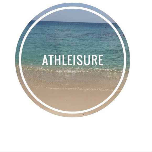 🏃🏼‍♀️👟Hip Athletic Wear👟🏃🏼‍♀️ - Picture 2 of 3